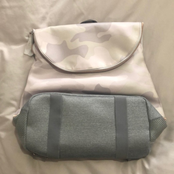 stella & dot crush it backpack